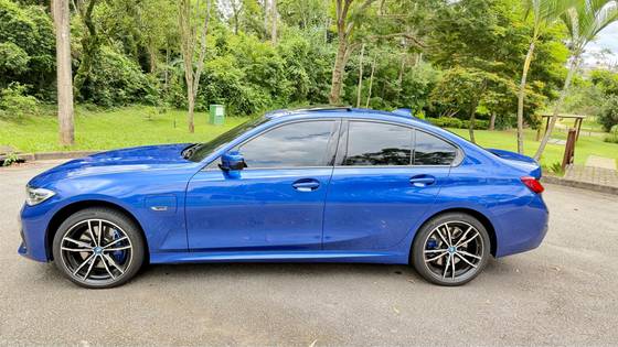 BMW 330e 2.0 16V TURBO HÍBRIDO M SPORT AUTOMÁTICO